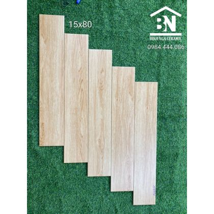 Gạch 15x80 thanh gỗ màu vàng nhạt 