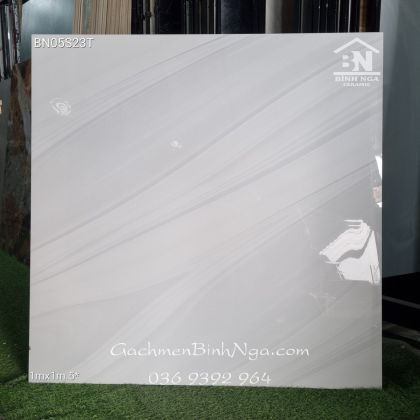 Gạch ốp lát 1000x1000 bóng kính trắng vân sọc 3D cao cấp 