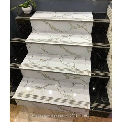 Gạch cầu thang khắc kim vàng sang trọng mới nhất 